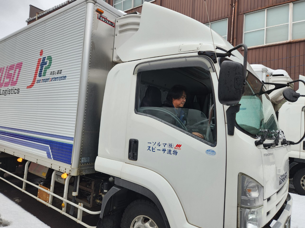 株式会社マルソー物流サービスで働く人の声　笠原真さん（ドライバー　地場の菓子配送・勤務年数１年２か月）